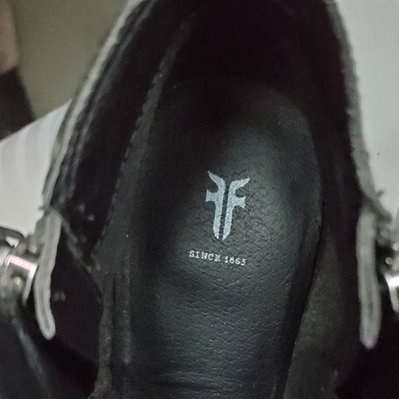 Frye Judith Black Double Zipper Leather Booties Size 8 - Picture 3 of 8